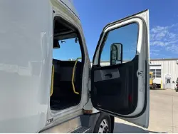 2022 FREIGHTLINER CASCADIA 126