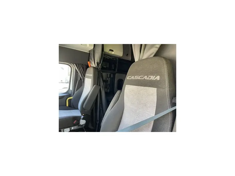 2022 FREIGHTLINER CASCADIA 126