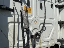 2022 FREIGHTLINER CASCADIA 126