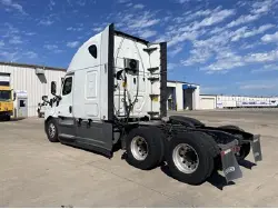 2022 FREIGHTLINER CASCADIA 126