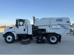 2012 TYMCO 600