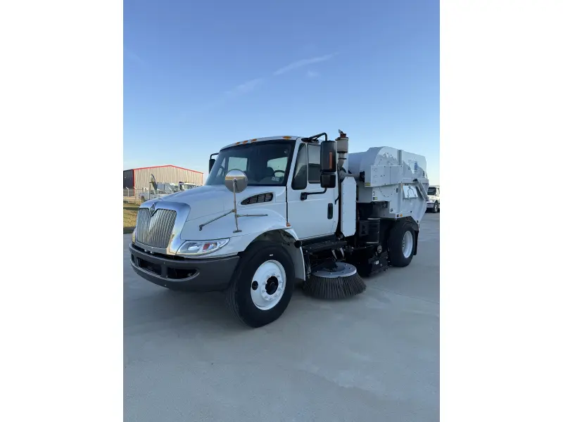 2012 TYMCO 600