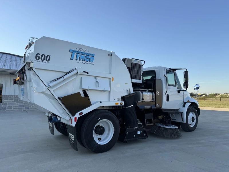 2012 TYMCO 600