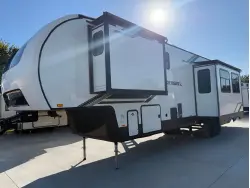 2025 HEARTLAND EDDIE BAUER 3600LF