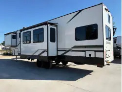 2025 HEARTLAND EDDIE BAUER 3600LF