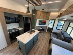 2025 HEARTLAND EDDIE BAUER 3600LF