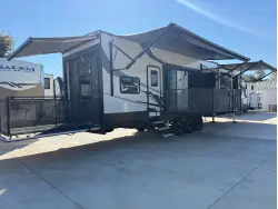 2022 ALLIANCE RV VALOR 42V13