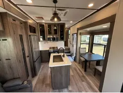 2022 ALLIANCE RV VALOR 42V13