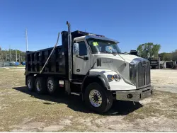 2024 AUTOCAR DC64