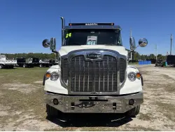 2024 AUTOCAR DC64