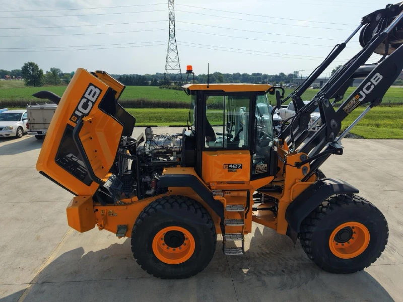 2025 JCB 427