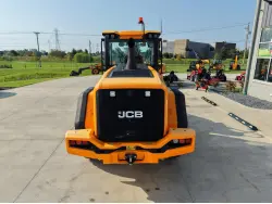2025 JCB 427