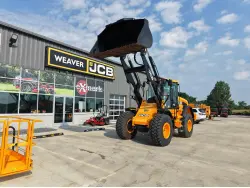 2025 JCB 427