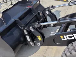 2025 JCB 427