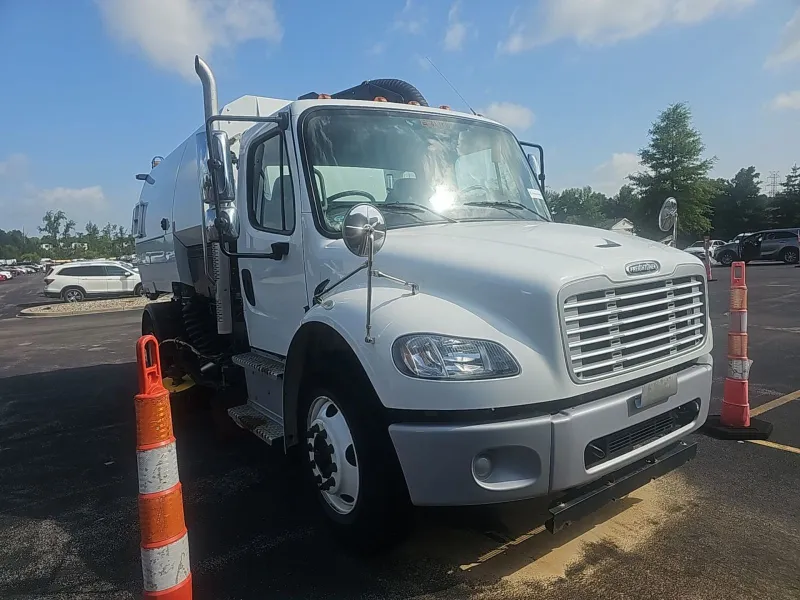 2019 JOHNSTON VT651