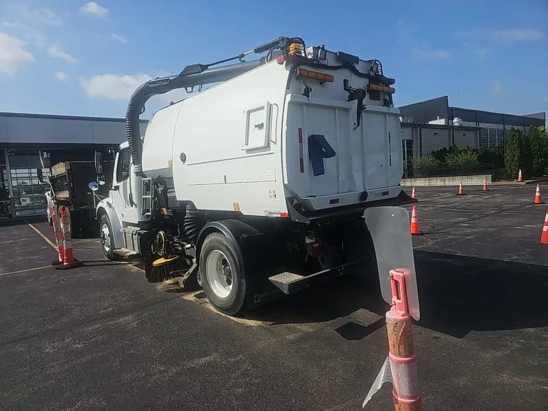 2019 JOHNSTON VT651