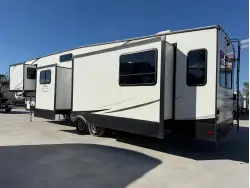 2022 EAST TO WEST TANDARA 386MB-OK