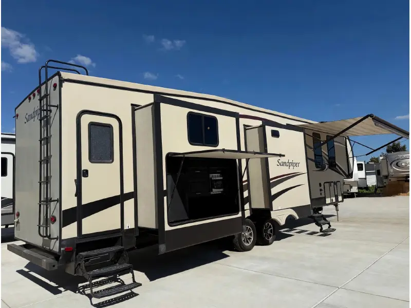 2017 FOREST RIVER SANDPIPER 381RBOK