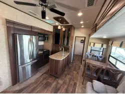 2017 FOREST RIVER SANDPIPER 381RBOK