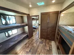 2017 FOREST RIVER SANDPIPER 381RBOK