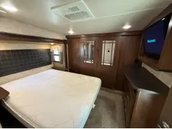2017 FOREST RIVER SANDPIPER 381RBOK
