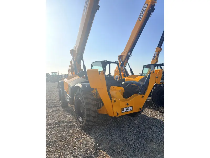 2026 JCB 512-56