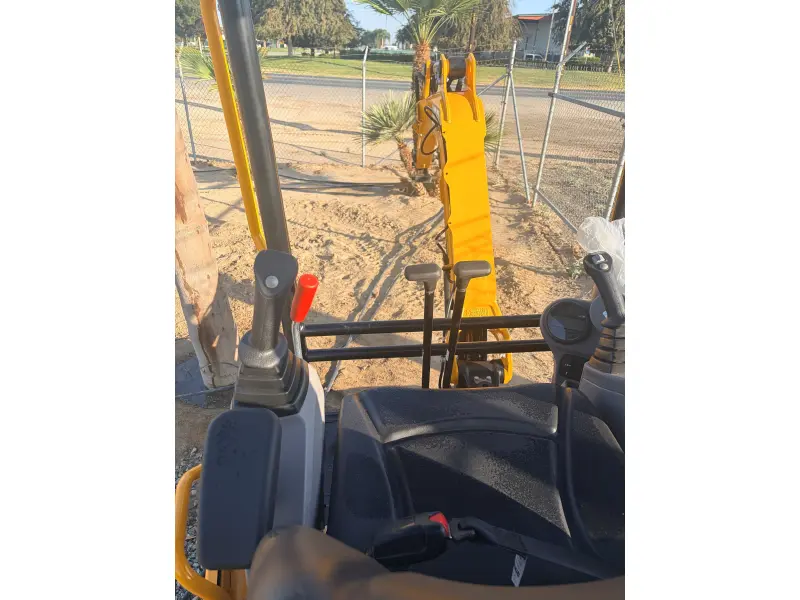 2026 JCB 25Z-1