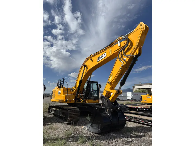 2026 JCB 370X