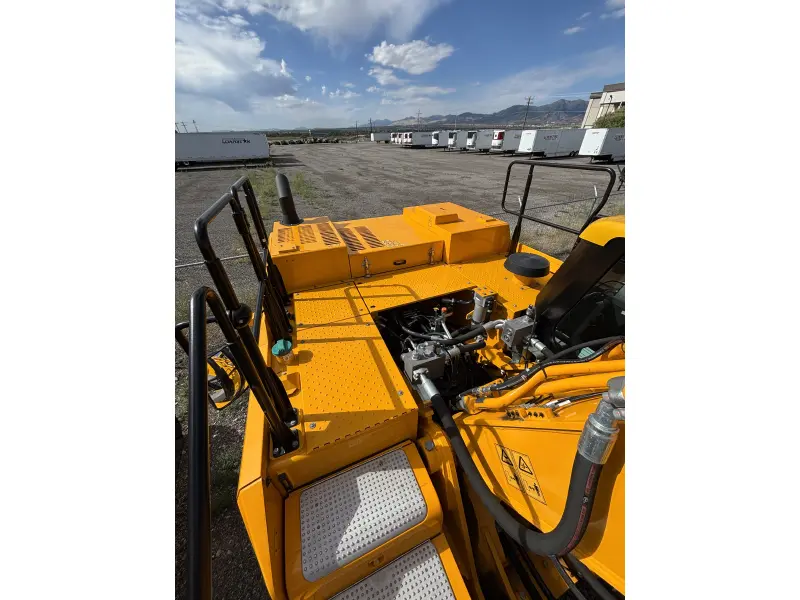 2026 JCB 370X