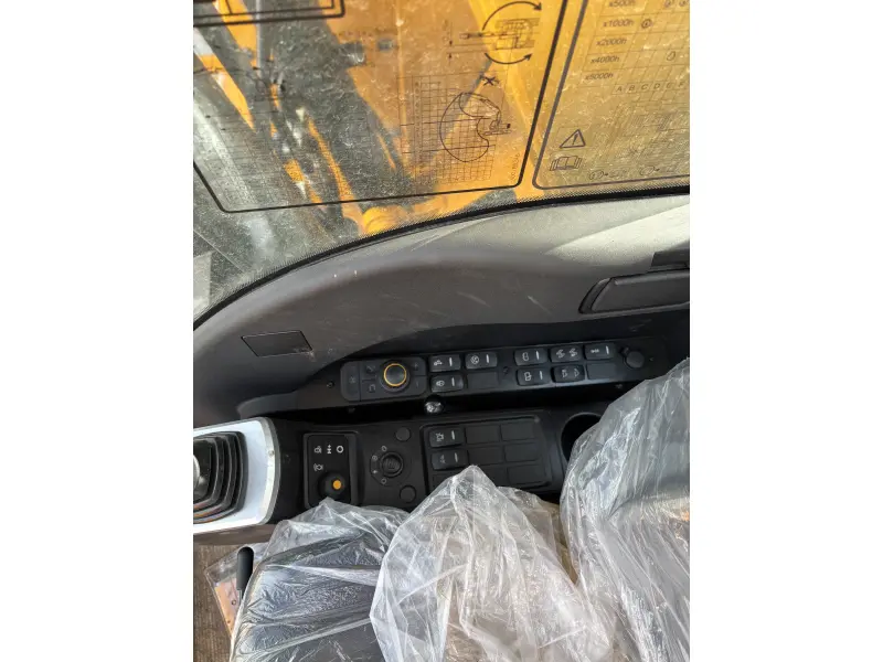 2026 JCB JZ141