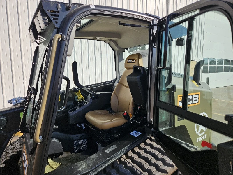 2026 JCB 3TS-8T
