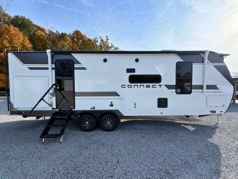 2027 KZ RV Connect C271RBK
