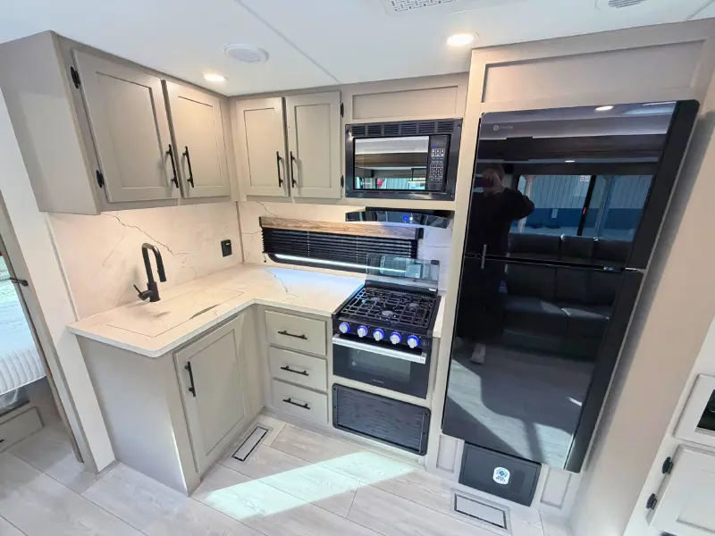 2027 KZ RV Connect C271RBK