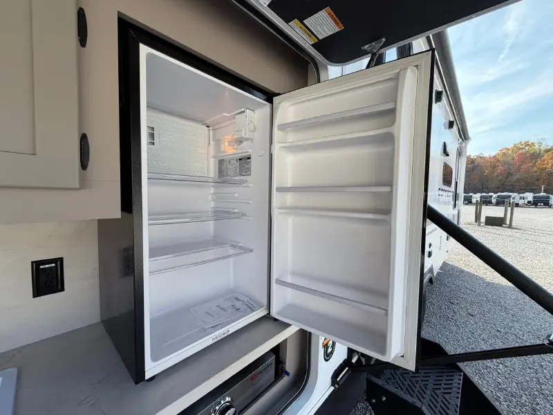 2027 KZ RV Connect C271RBK