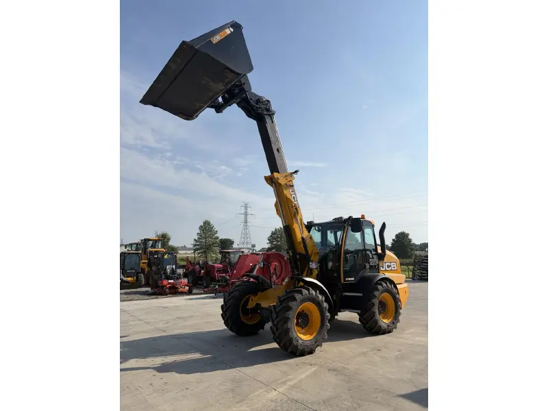 2026 JCB TM320 Agri