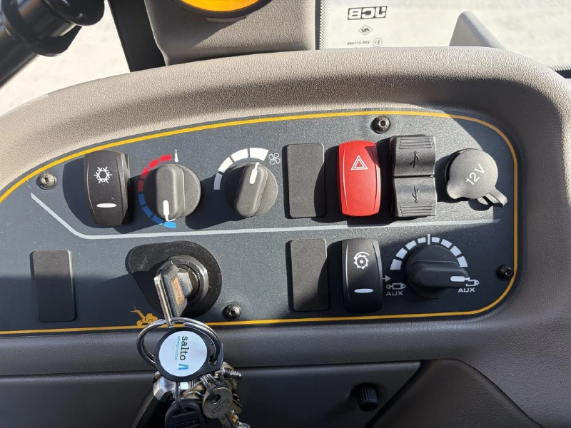 2026 JCB TM320 Agri