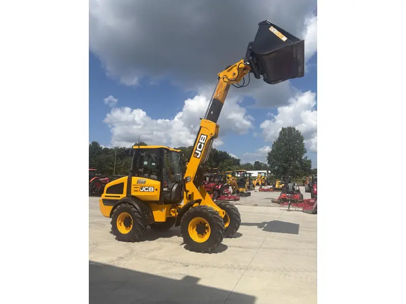 2026 JCB TM220 Agri
