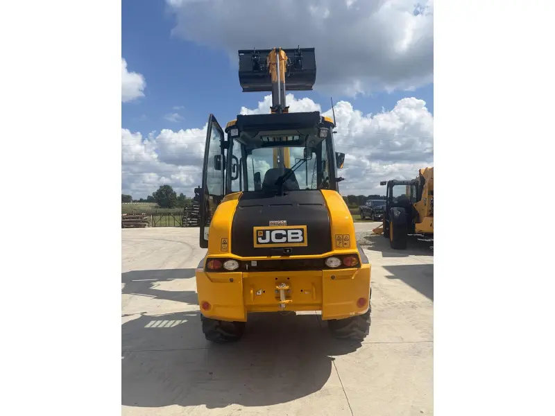 2026 JCB TM220 Agri