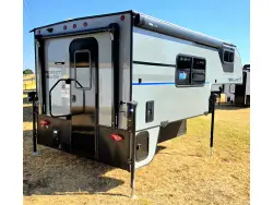 2027 Forest River Palomino Real Lite HS-1806