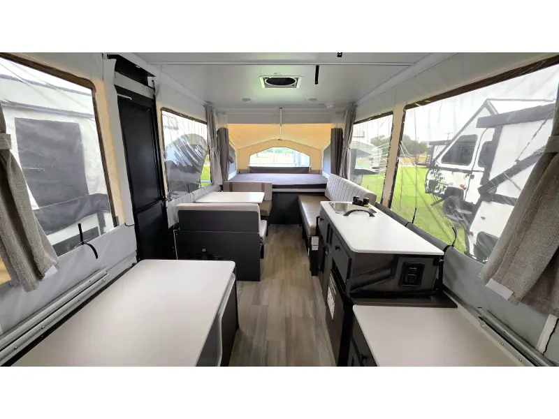 2027 Forest River Rockwood FREEDOM 2270FT
