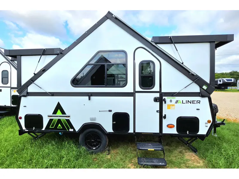 2027 Aliner Aliner EXPEDITION - REAR SOFA