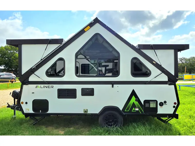2027 Aliner Aliner EXPEDITION - REAR SOFA