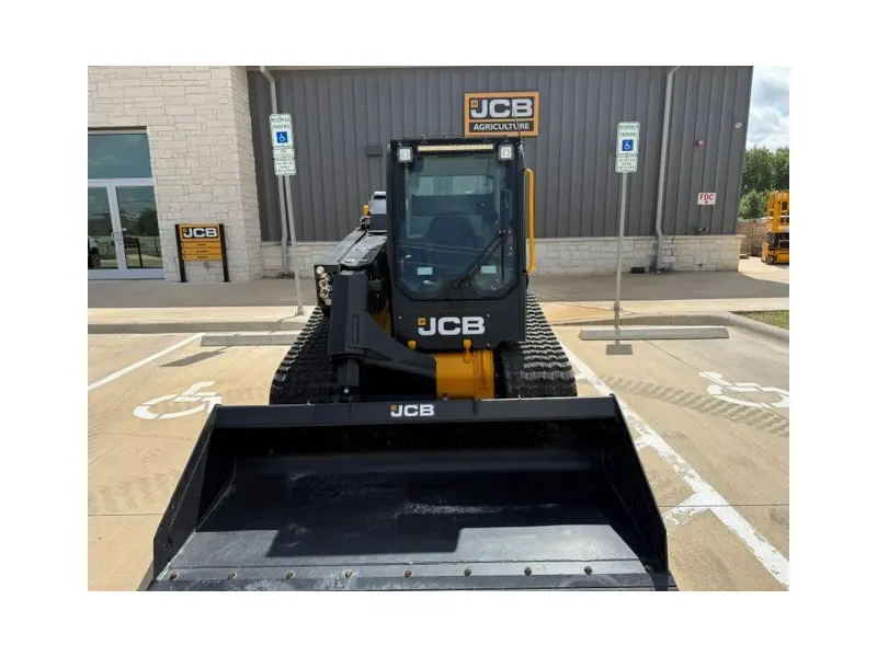 2026 JCB 4TS-8T