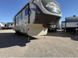 2014 HEARTLAND BIG COUNTRY 2950RKS
