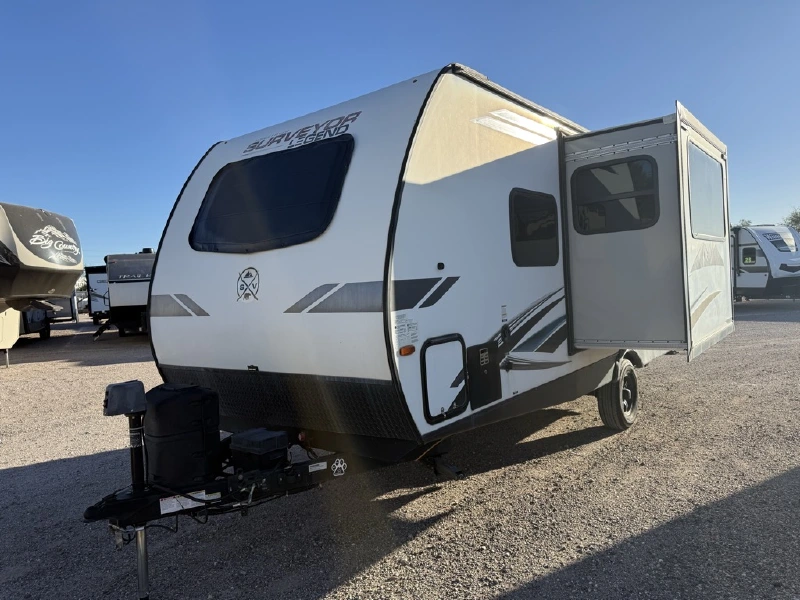 2022 FOREST RIVER SURVEYOR LEGEND 19RBLE