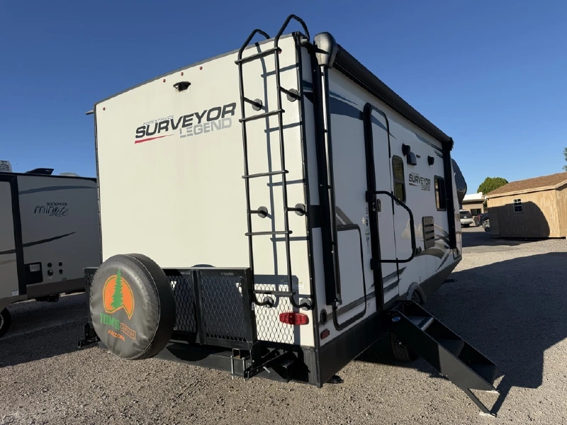 2022 FOREST RIVER SURVEYOR LEGEND 19RBLE