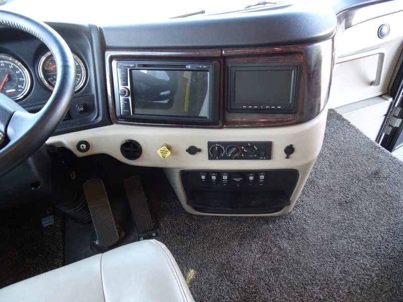 2018 FLEETWOOD DISCOVERY LXE 40X