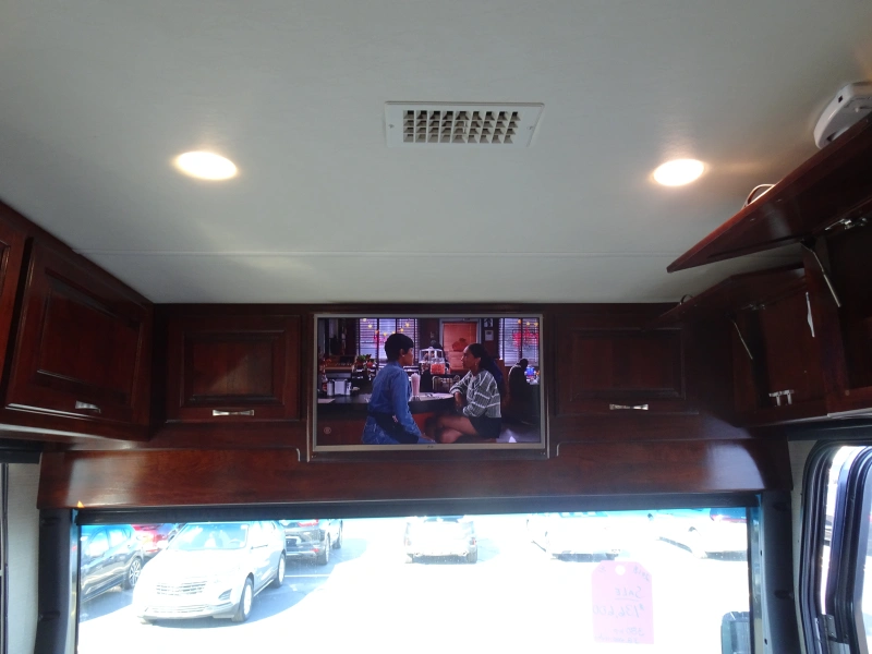 2018 FLEETWOOD DISCOVERY LXE 40X