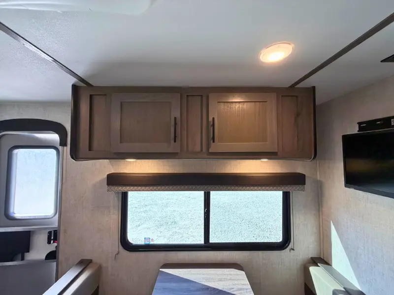 2022 Gulf Stream Enlighten 25BH