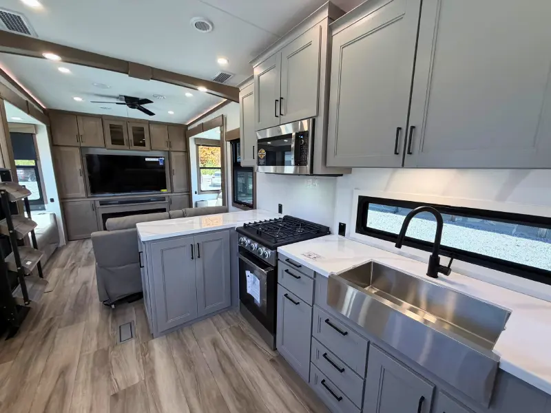 2027 KZ RV Durango Gold G393MKF